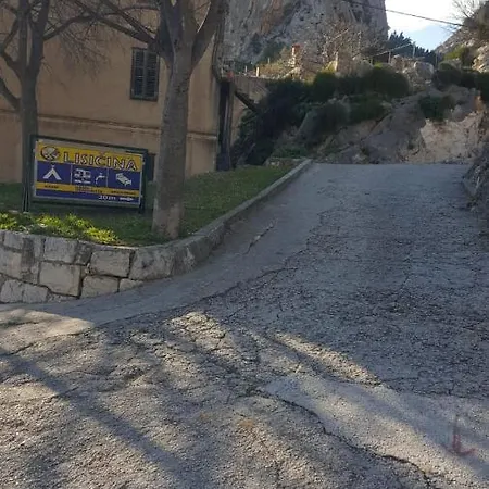 Apartment Nature Omis